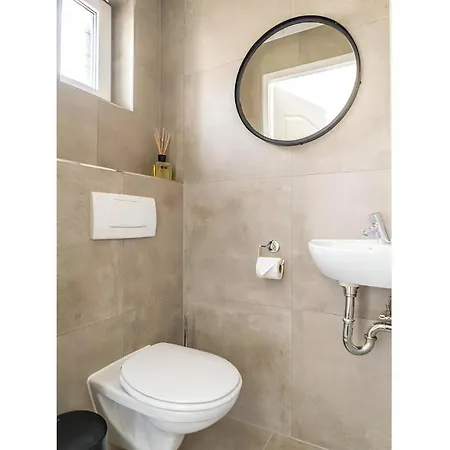 بيت للعطل D-8b Der Linde